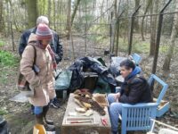 Bezoekers open bijentuin 